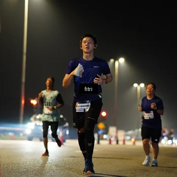 Runner Photo 7396864