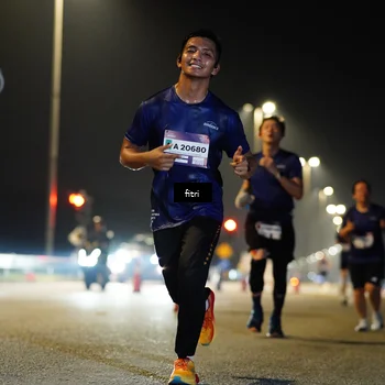 Runner Photo 7396884