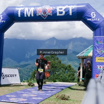 Runner Photo 73969