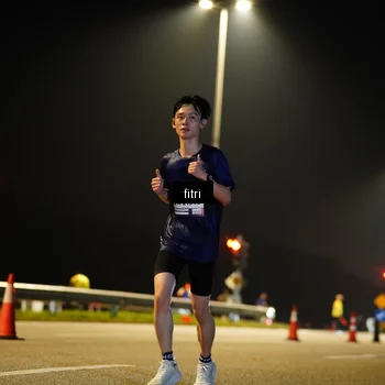 Runner Photo 7396904