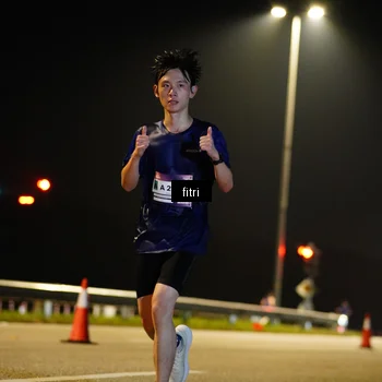Runner Photo 7396905