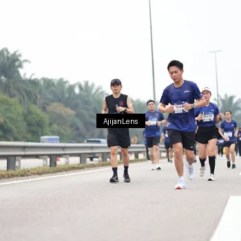 Runner Photo 7396920