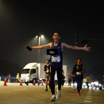 Runner Photo 7396921