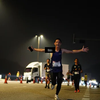 Runner Photo 7396925