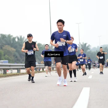 Runner Photo 7396931
