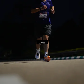 Runner Photo 7396934