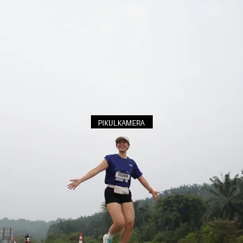 Runner Photo 7396936