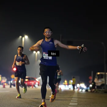 Runner Photo 7396954