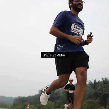 Runner Photo 7396960