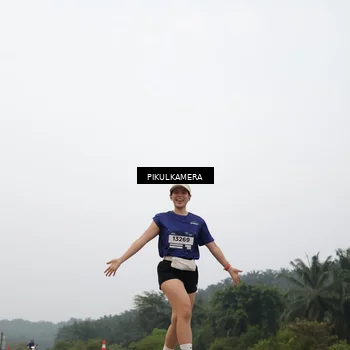 Runner Photo 7396979