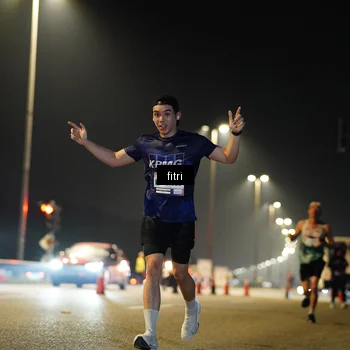 Runner Photo 7396983