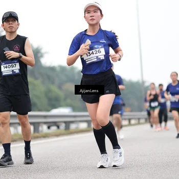 Runner Photo 7396984
