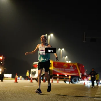 Runner Photo 7396995