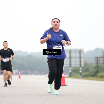 Runner Photo 7397010