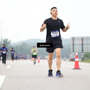Runner Photo 7397042