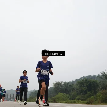 Runner Photo 7397108