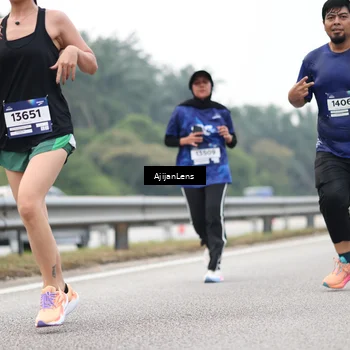Runner Photo 7397110