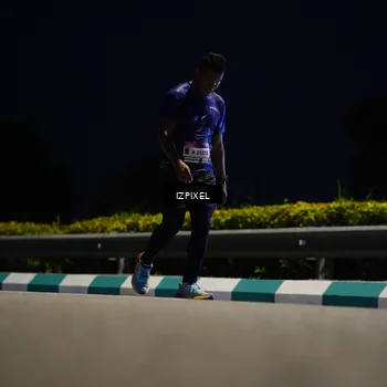 Runner Photo 7397113