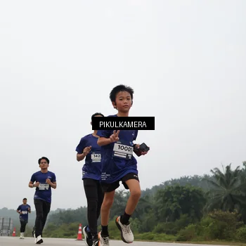 Runner Photo 7397133