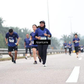 Runner Photo 7397157