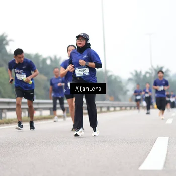 Runner Photo 7397168