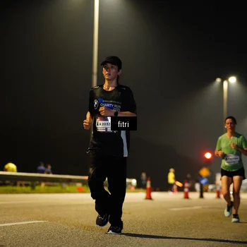 Runner Photo 7397175