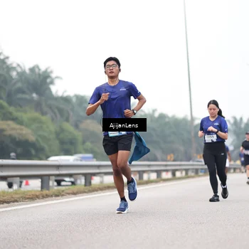 Runner Photo 7397244