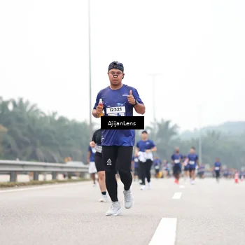 Runner Photo 7397273