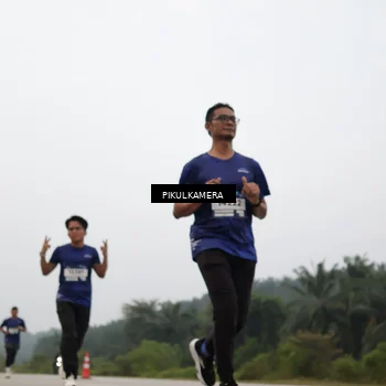 Runner Photo 7397275