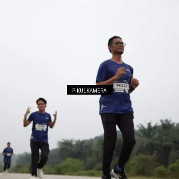 Runner Photo 7397290