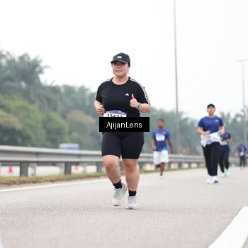 Runner Photo 7397299