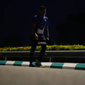 Runner Photo 7397300
