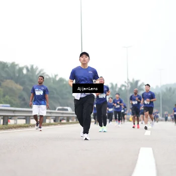 Runner Photo 7397324