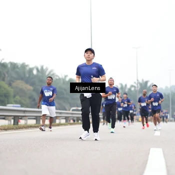 Runner Photo 7397331