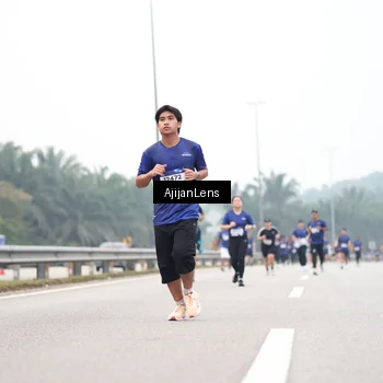 Runner Photo 7397363