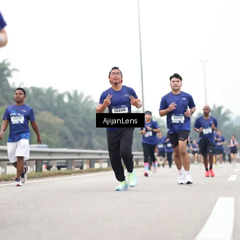 Runner Photo 7397377