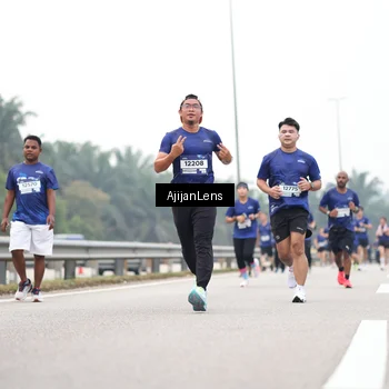 Runner Photo 7397411