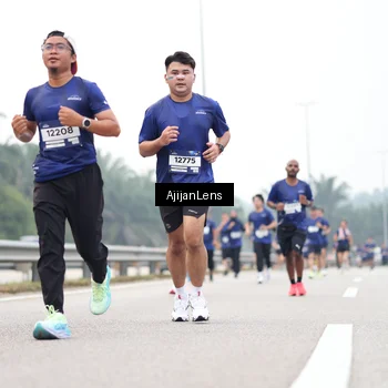 Runner Photo 7397443