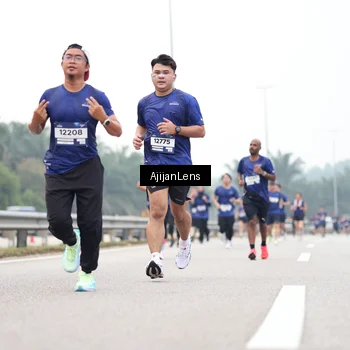 Runner Photo 7397471