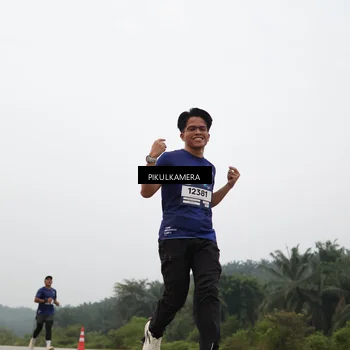 Runner Photo 7397521