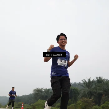 Runner Photo 7397530