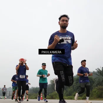 Runner Photo 7397635