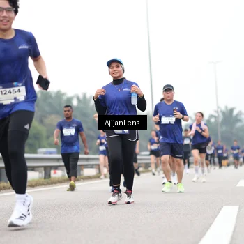 Runner Photo 7397655