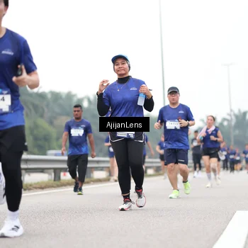 Runner Photo 7397706