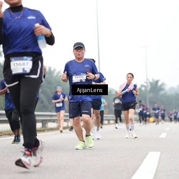 Runner Photo 7397723