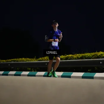 Runner Photo 7397770