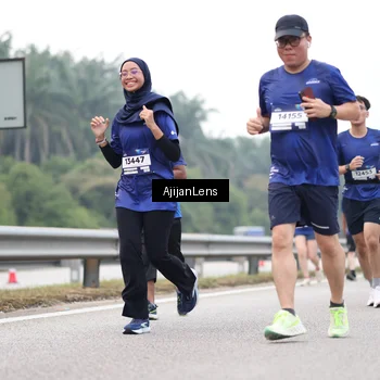Runner Photo 7397780