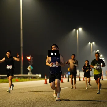 Runner Photo 7397802