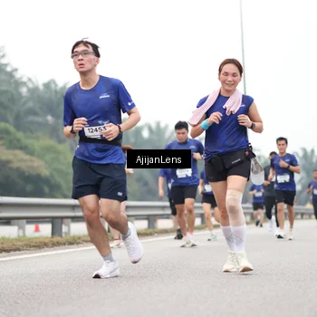 Runner Photo 7397808