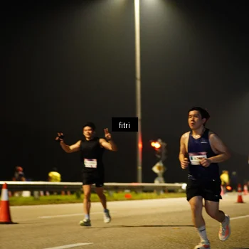 Runner Photo 7397815